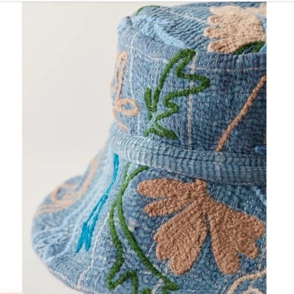 Free People NWOTs Vintage Kantha Bucket Hat - Picture 4 of 7